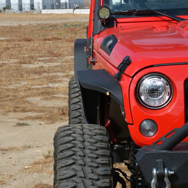 DV8 Offroad FENDB-06