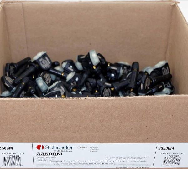 Schrader 33500M