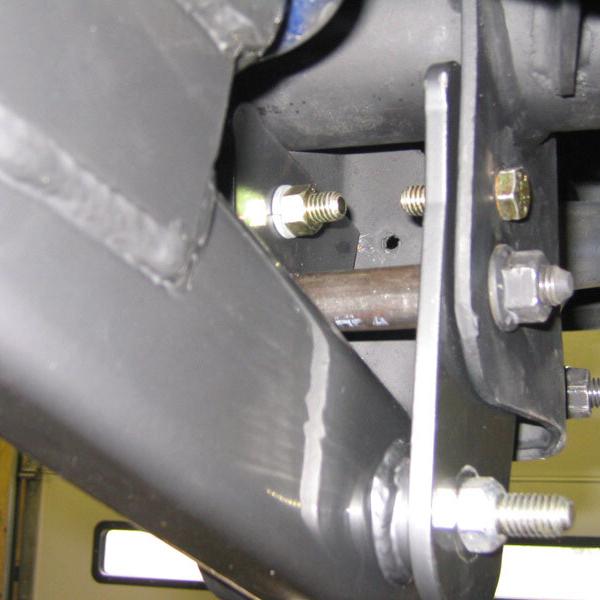 UMI Performance 1025-B