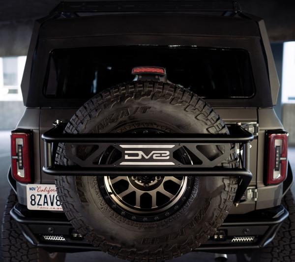 DV8 Offroad TCBR-01