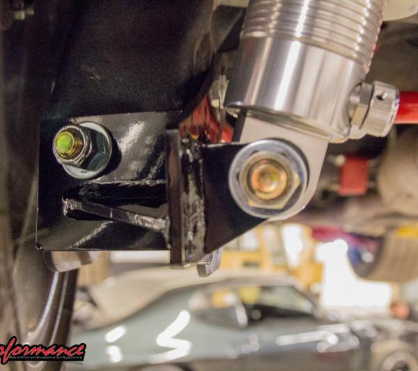 UMI Performance 3049-110