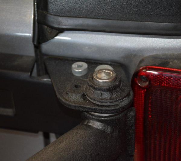 DV8 Offroad TCSTTB-01