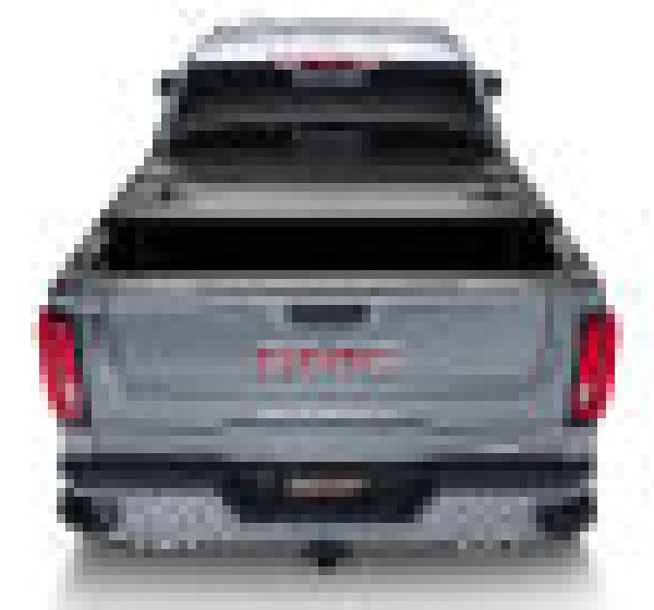 Undercover TR16022