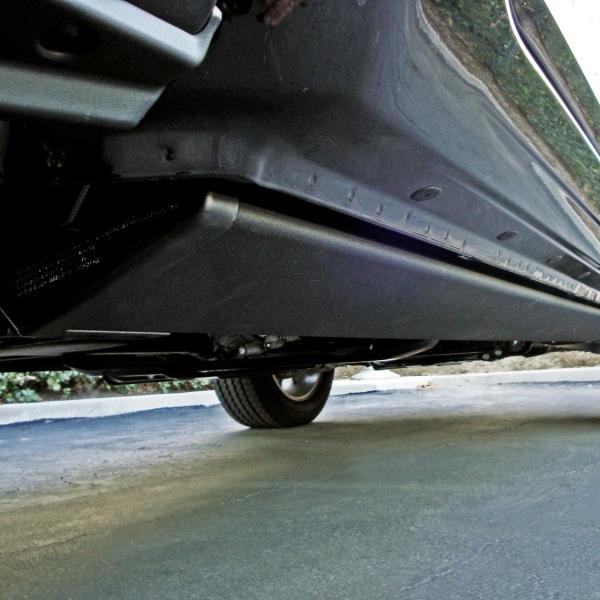 AMP Research 76139-01A