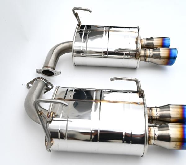 Invidia HS22SW4AQ4RT