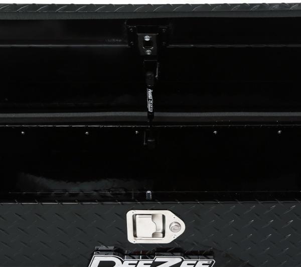 Dee Zee M206