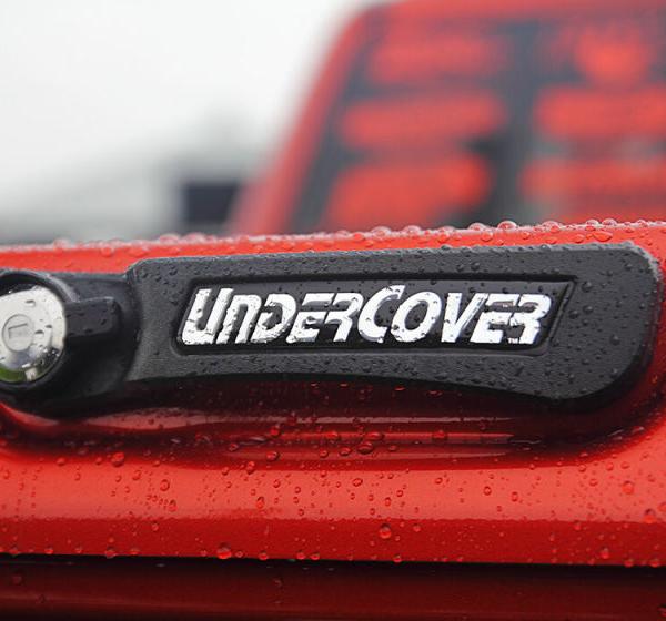 Undercover UC1258S