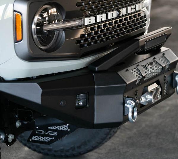 DV8 Offroad LBUN-01