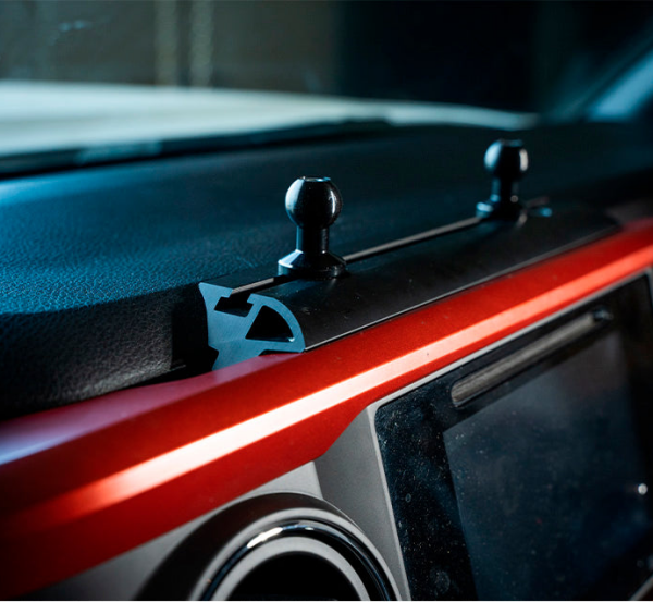 Cali Raised LED CR3086