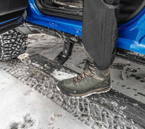 AMP Research 78240-01A