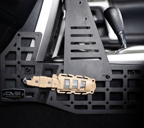 DV8 Offroad CCT3-01