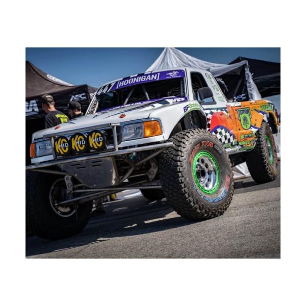 KC HiLiTES 5818