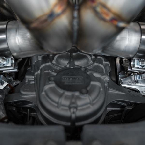 AWE Tuning 3025-43906