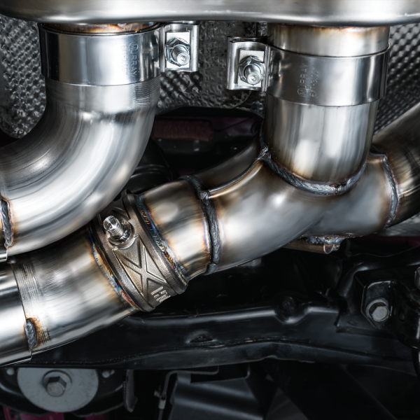 AWE Tuning 3025-41392