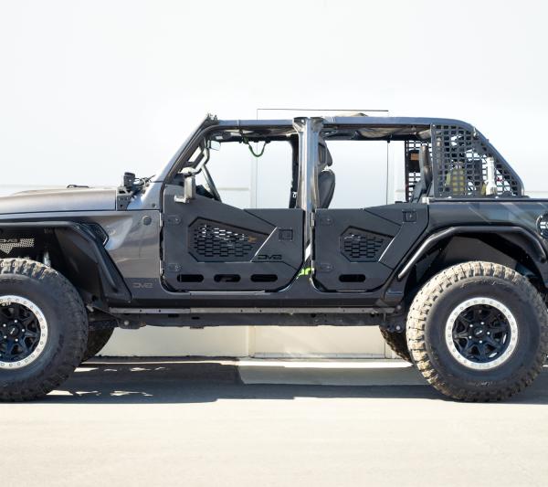 DV8 Offroad SRJL-09