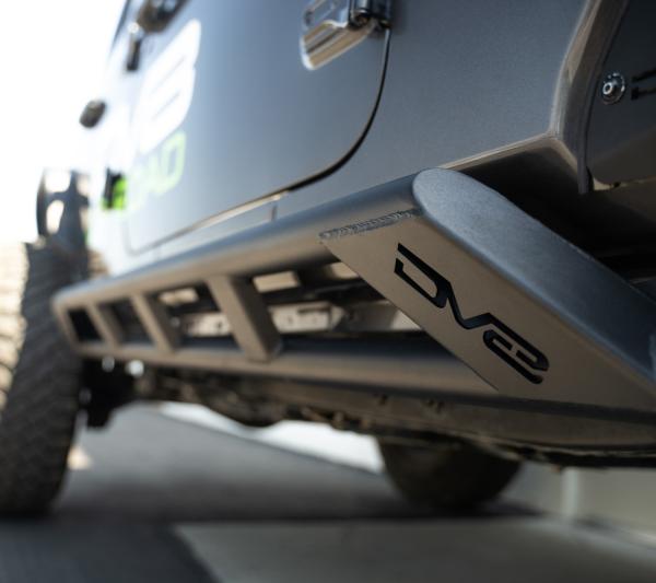 DV8 Offroad SRJL-07