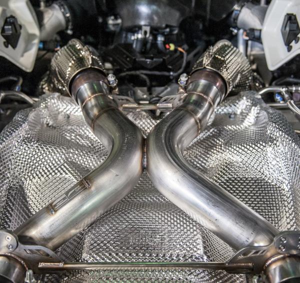 AWE Tuning 3010-33026
