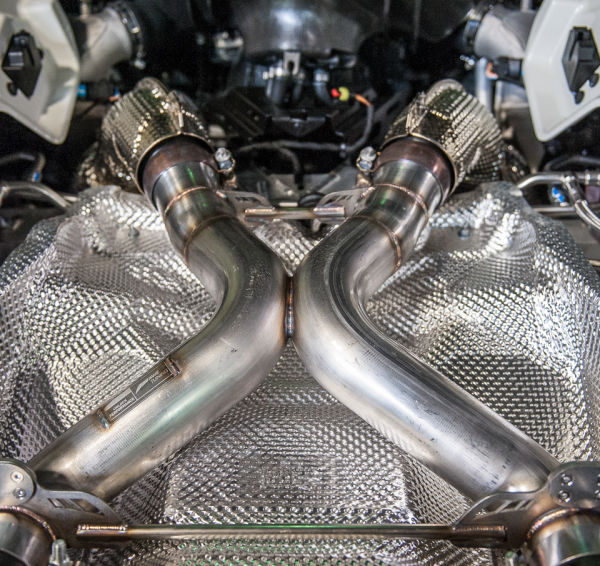 AWE Tuning 3010-33026