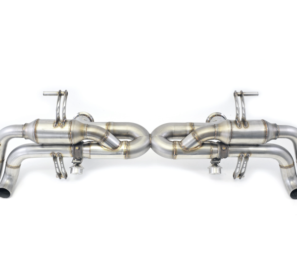 AWE Tuning 3025-31012