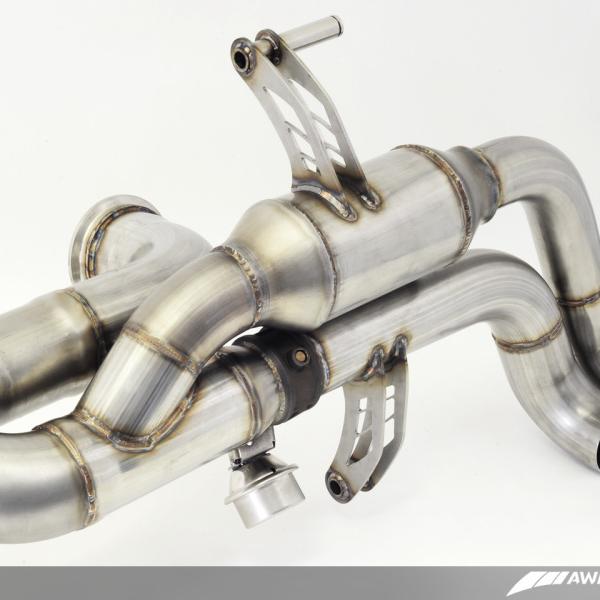 AWE Tuning 3025-31026