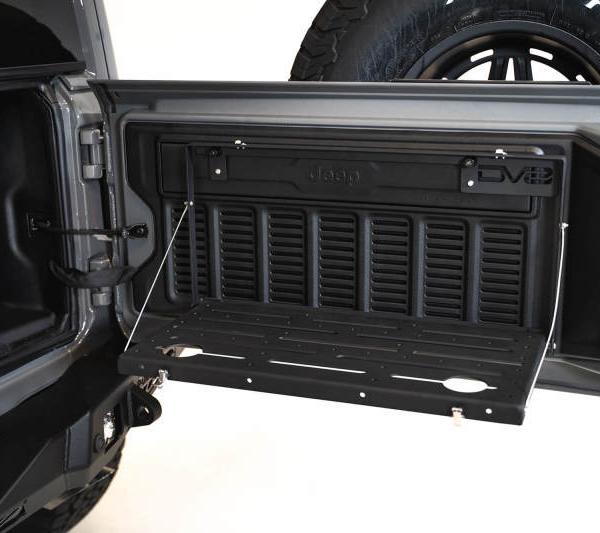 DV8 Offroad TTJL-01