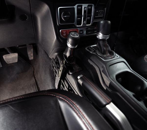 DV8 Offroad CCJL-01