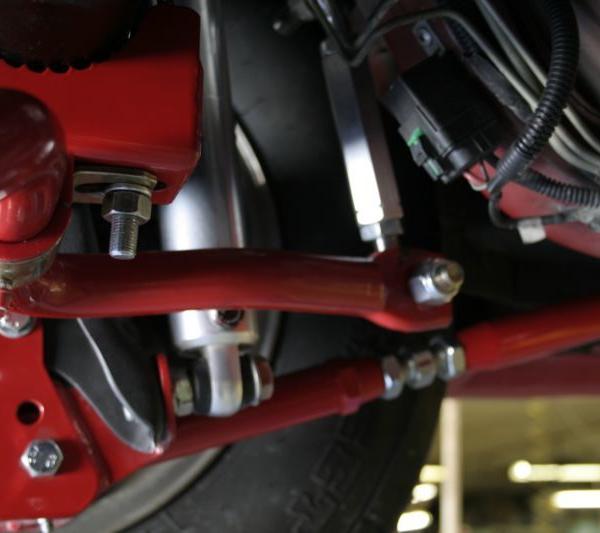 UMI Performance 2245-325-B