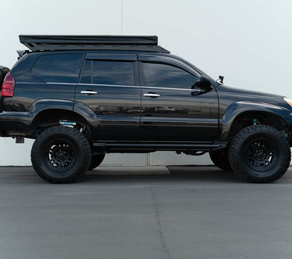 DV8 Offroad SRGX-02