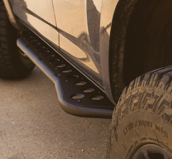 Cali Raised LED CR2716