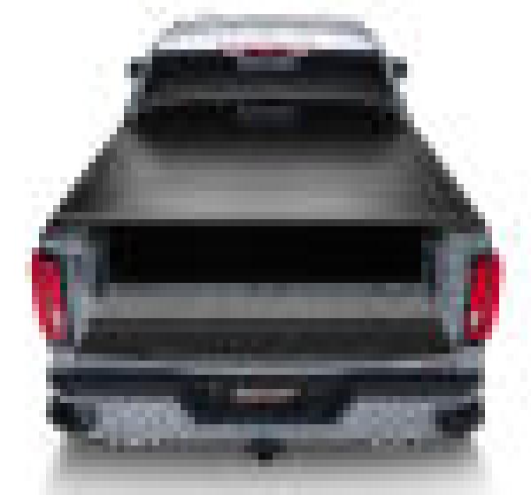 Undercover TR16022