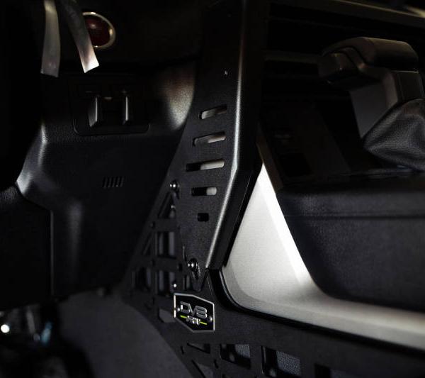 DV8 Offroad CCT2-01