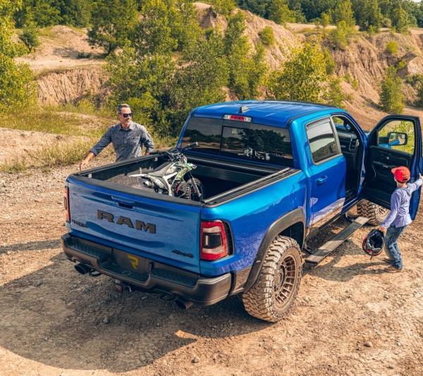 AMP Research 76240-01A