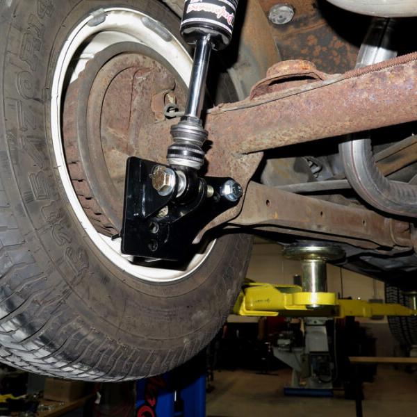 UMI Performance 3049-110