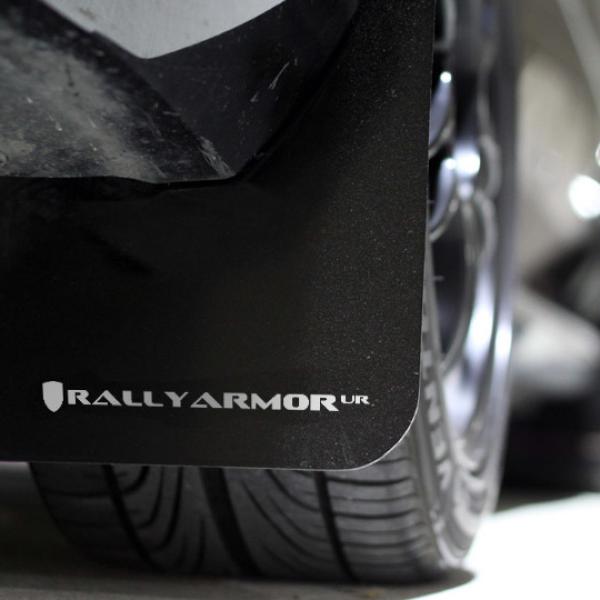 Rally Armor MF6-UR-BLK/WH