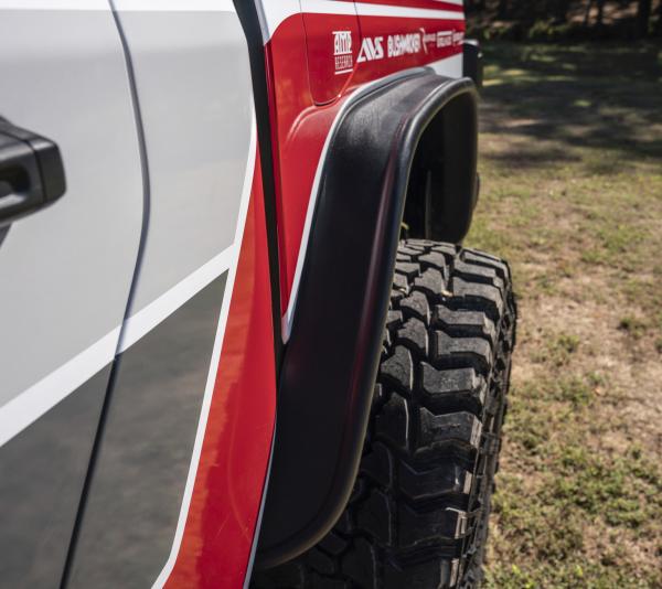 Bushwacker 10104-07