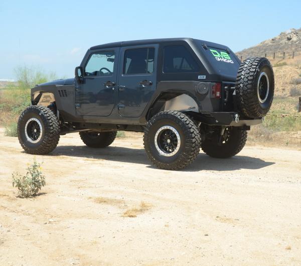 DV8 Offroad HT07FB42