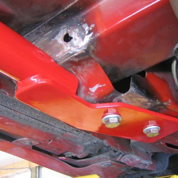 UMI Performance 2004-B