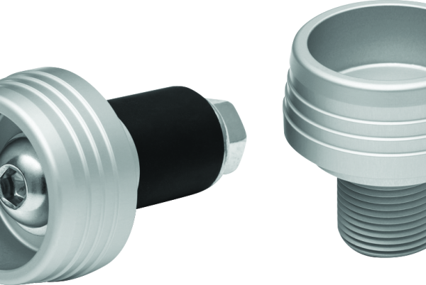 KUR Axle Nut Caps C Kuryakyn 3816