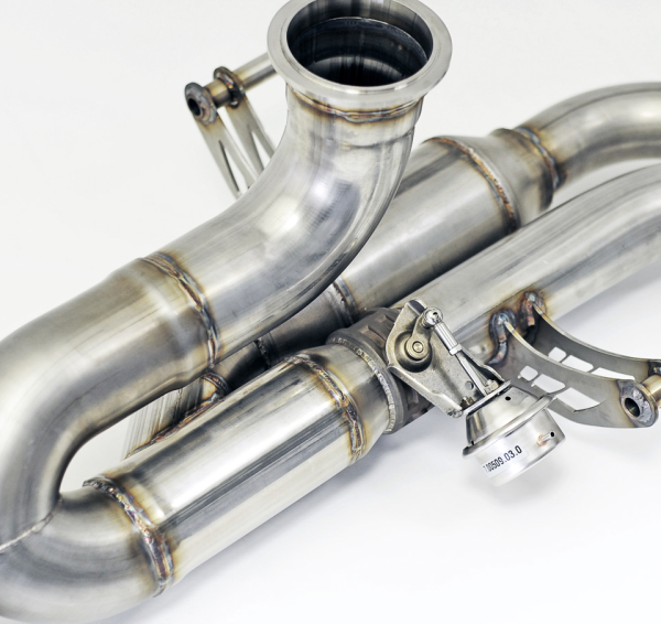 AWE Tuning 3025-31026