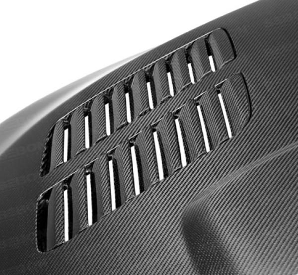 Seibon HD1213BMWF30-GTR