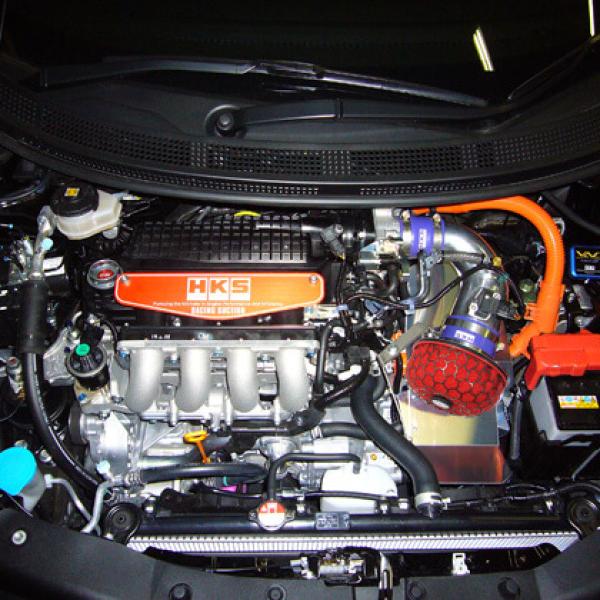 HKS 70020-AH103