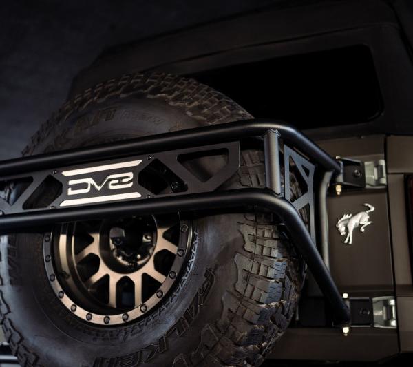 DV8 Offroad TCBR-01