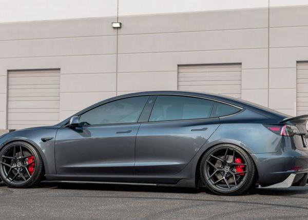 Vivid Racing VR-TSLM3-615