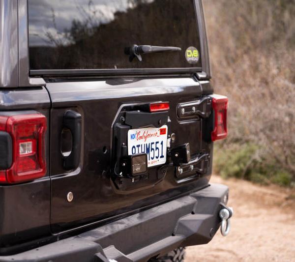 DV8 Offroad TSJL-03