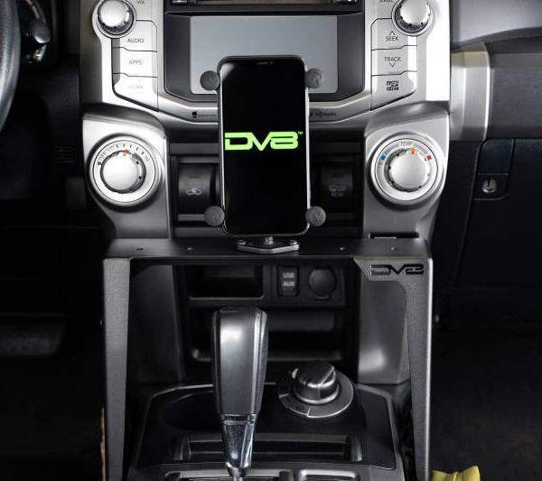 DV8 Offroad CCT3-01