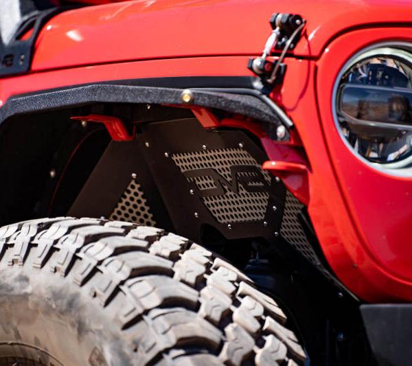 DV8 Offroad INFEND-03FB