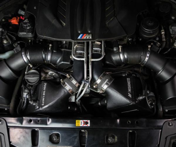 Mishimoto MMICP-F10-12MWBK