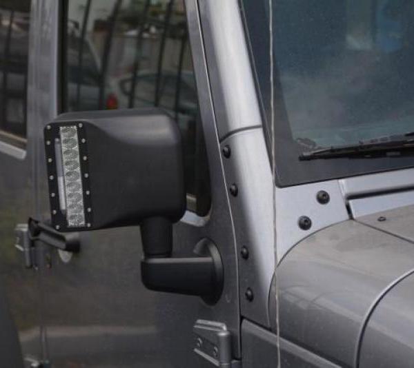DV8 Offroad BCME27W3W